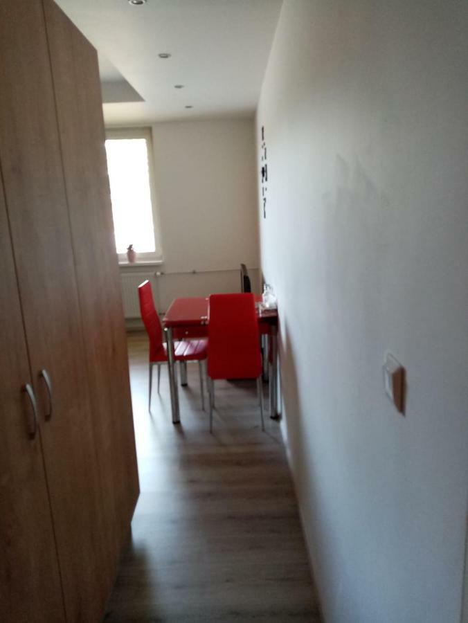 apartmán Aneta KLV Exterior foto